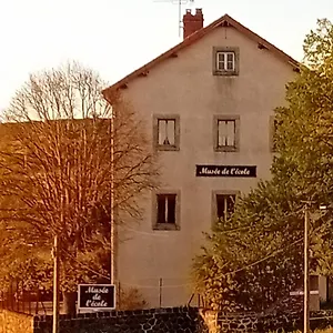 Et D'hotes Du Musee Ecole Couette-café